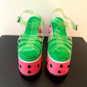 Women’s platform sandals